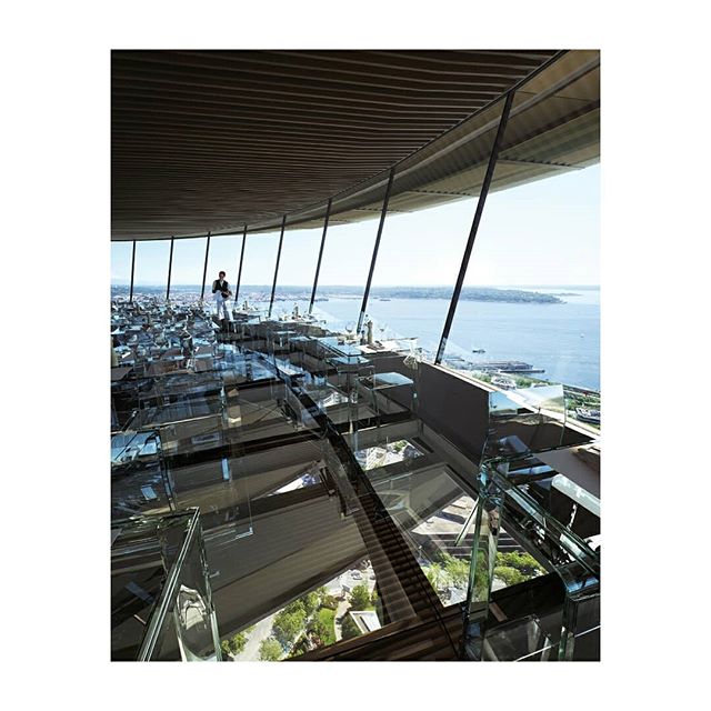 olsonkundig's tweet image. Led by Design Principal @OK_AlanMaskin and Project Architect Blair Payson, our design for the future of the @spaceneedle provides unobstructed views never previously possible. More here: instagram.com/p/Bh14OM2BbND/ @space_needle @olsonkundig #spacelift #architecture