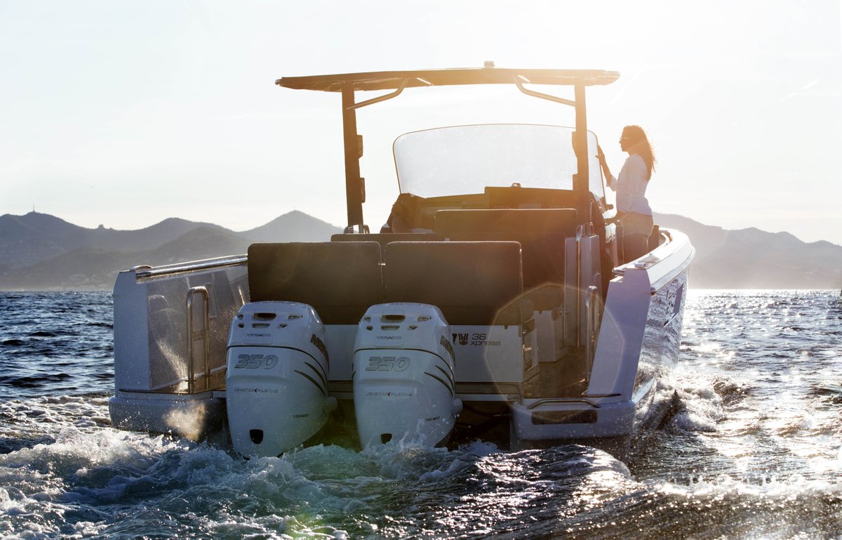 The Fjord 36 Xpress. Expressive Elegance.

For more information click on the link below jalbootmarine.ae/listings/36-xp… or call +971 4 295 9194

#fjordboats #fjord36xpress #uaeboatlife