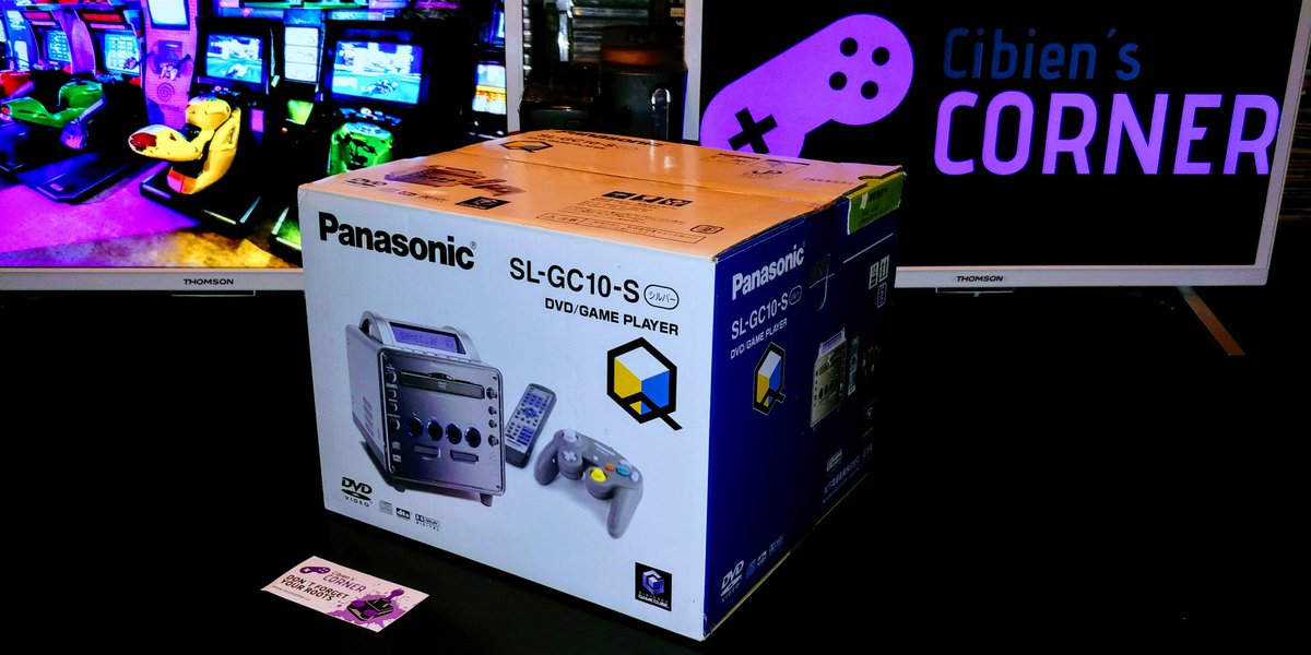 muzeumher_cz's tweet photo. #Unboxing of new and #sealed #Nintendo #Gamecube #GamecubeQ in our #Gamingmuseum #Cibienscorner. We didn't took new console from the box, it's our another one, we opened box just for take out batteries.... :/ https://t.co/myyWLQJGSP