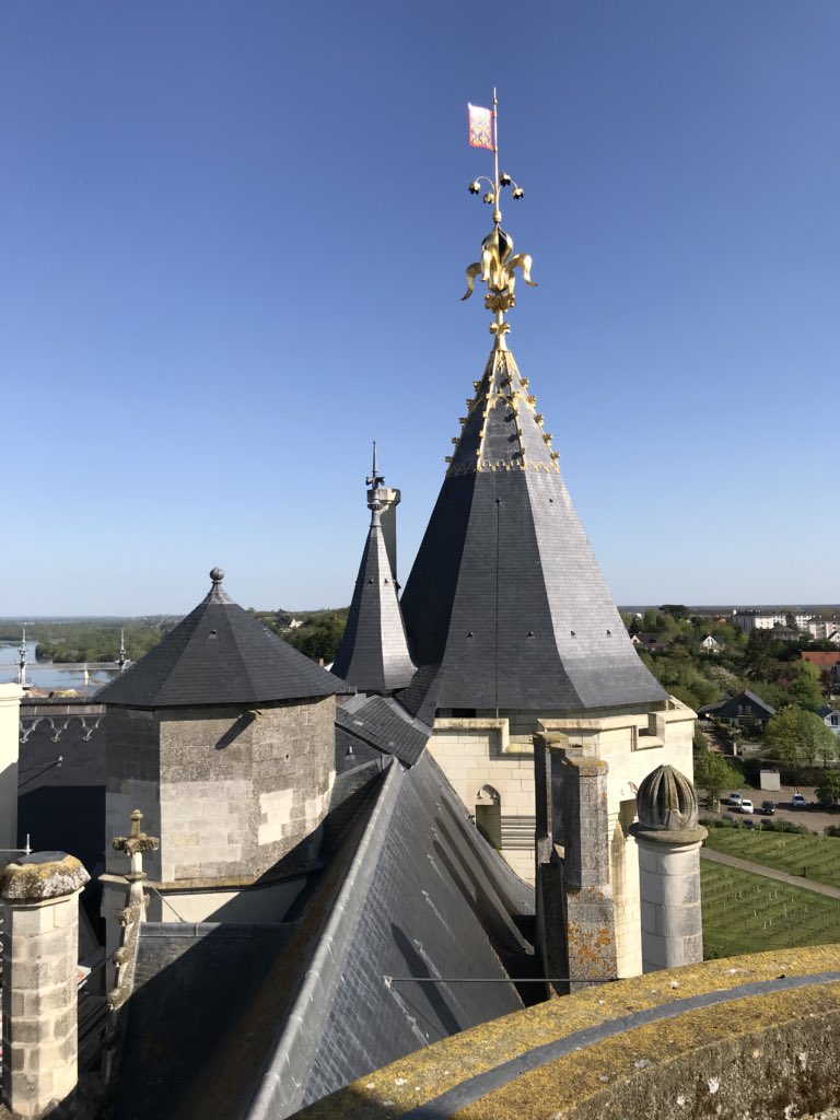 Une après midi #ChateauxdeLaLoire #chateaudesaumur #patrimoine #loireavelo #LoireValley #mercipourcemomentdhistoire
