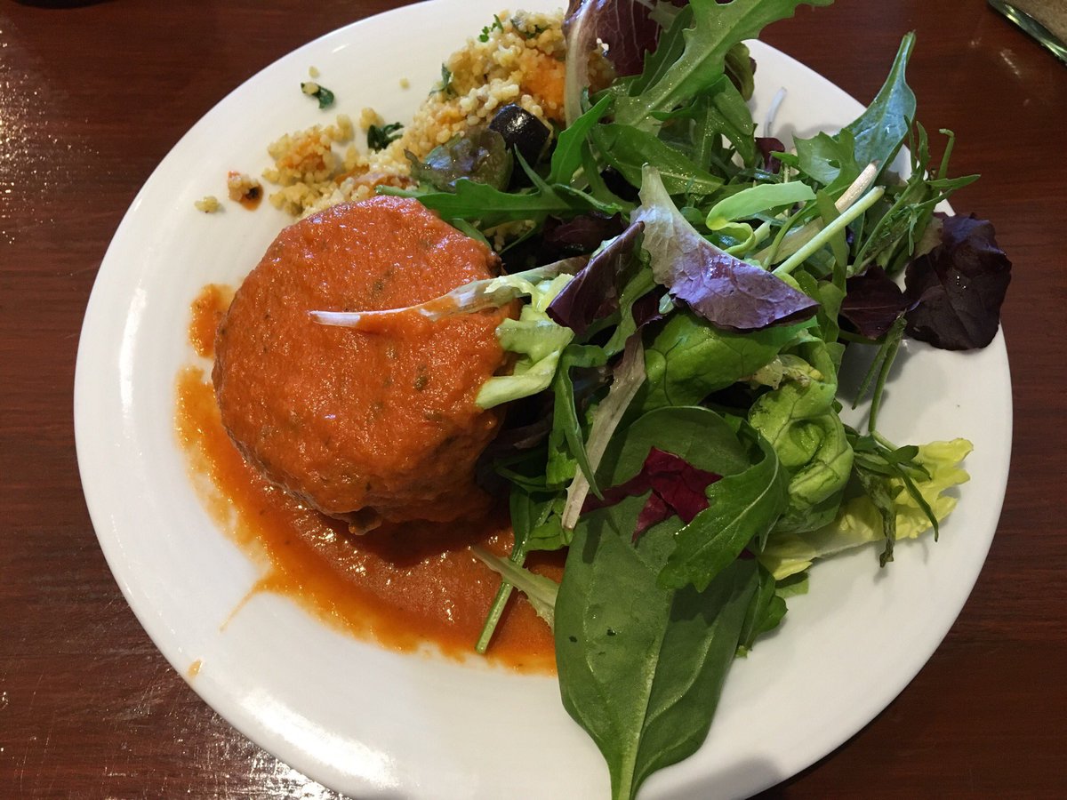 mulanshu's tweet photo. Vegan patties with a side of salad and couscous at @quaycoop. Good stuff. It was a little disconcerting though that the servers weren’t sure which sides were #vegan. Perhaps label the dishes? https://t.co/a3x1yNBGdW