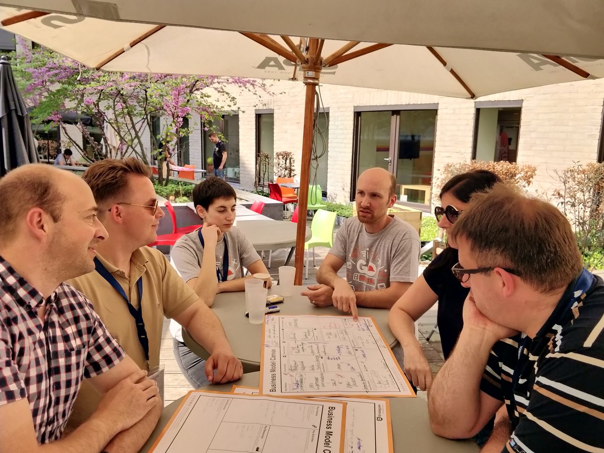 WillemenGroep's tweet photo. Trotse partner van de 1ste Belgische #hackathon voor de bouw @co_station bxl door @ConstruBouwBxVB @ConfedBouw. We tonen er onder meer hoe we Lean toepassen in onze processen. #HackDigitalConstruction https://t.co/Y5SAM3Jzvc