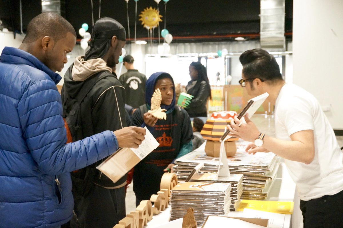 kcornerusa's tweet photo. Earth Day Paper Maze - Day 1 @citypointbklyn was a success! Join us + @FreeArtsNYC + @mikeperrystudio 4/22 Sunday 12-5 🎈🎈🎈🎈 #earthdaybklyn #innovation #sustainability #environmental #green #earthday #eco #freeevent https://t.co/PVlTlEHodO