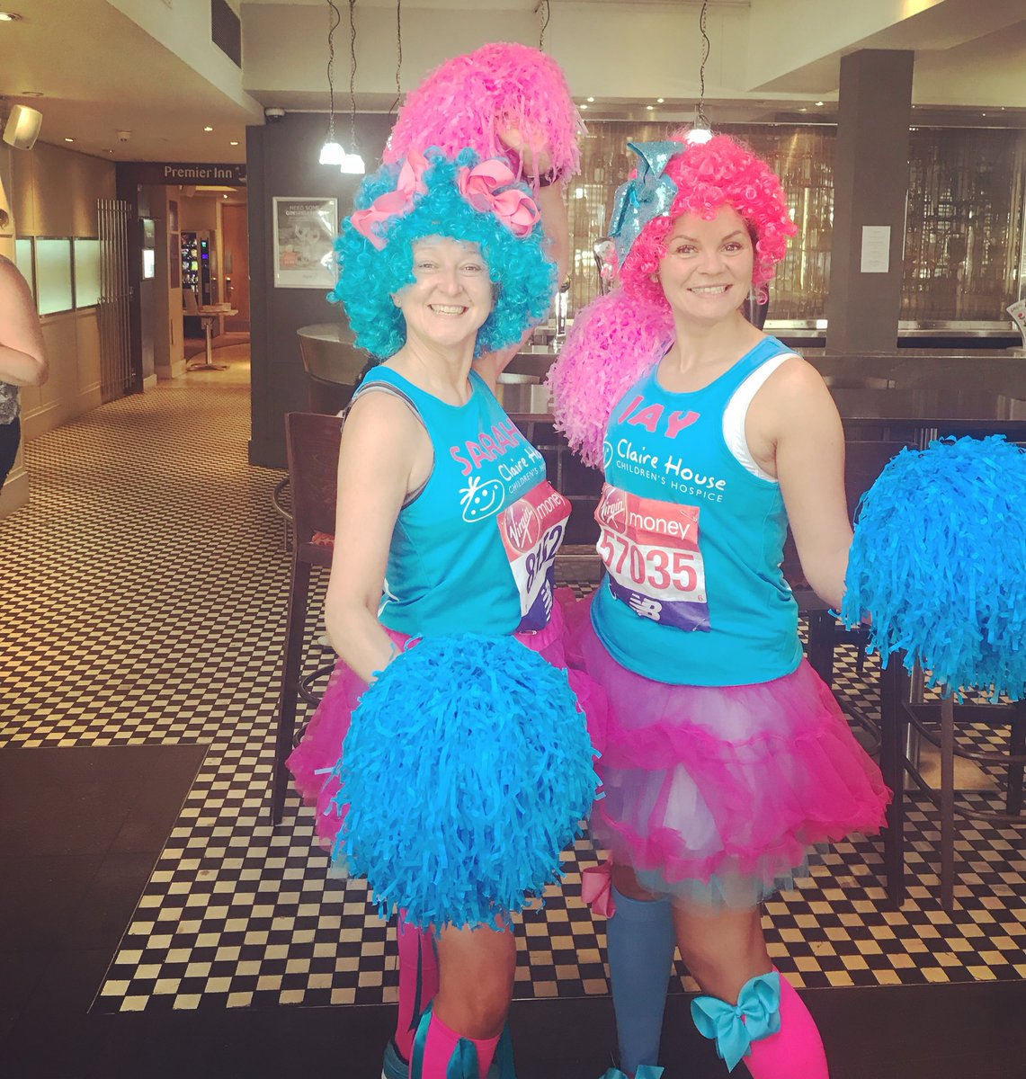 We are ready to Rock+Roll baby!! watch out #LONDON we are coming to get yea!👊🏼💗🇬🇧🇬🇧🇬🇧
<a href="/ClaireHseEvent/">Claire House Events</a> <a href="/ClaireHouse/">Claire House</a> <a href="/LondonMarathon/">TCS London Marathon</a> <a href="/HampsteadPi/">London Hampstead PI</a> <a href="/hayleysmallman/">Hayley Smallman</a> <a href="/clairesimmo/">clairesimmo</a> <a href="/RachelSinclair/">Rachel Sinclair</a> 

justgiving.com/JaySarah?utm_i…