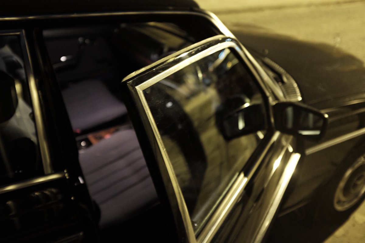 TONIGHT!
• 
‘On the waves of the air, there is dancing out there’ takes place at @thetelfergallery in #TheBarras; part of the Supported Programme for @gifestival. 
• 
Performance starts 6.30pm, please arrive for 6pm.
• 
Free, but not ticketed. 
• 
#GI2018 #Glasgow #VisArt