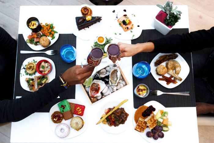 MesQHotels's tweet photo. El millor pla per aquest matí de diumenge? 🤔 @W_Barcelona t'espera amb #BRUNCHOVERDOSE, una combinació de música 🎶, còctels 🍹 i ambient jove. T'ho penses perdre? Més info a ▶ https://t.co/JPdSKhJhT4 https://t.co/zvzlCTaLKn
