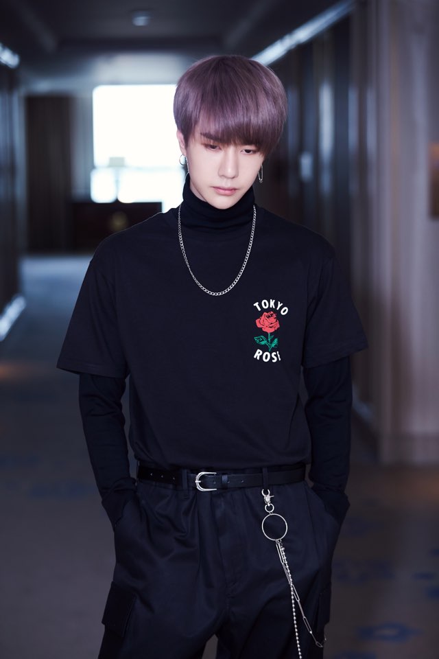 UNIQ_5's tweet photo. [PHOTO] 창조101 댄스 멘토로 출연하는 이보의 사진을 공개합니다!
#유니크 #UNIQ #이보 #YIBO #창조101 https://t.co/CmaJGXEinQ
