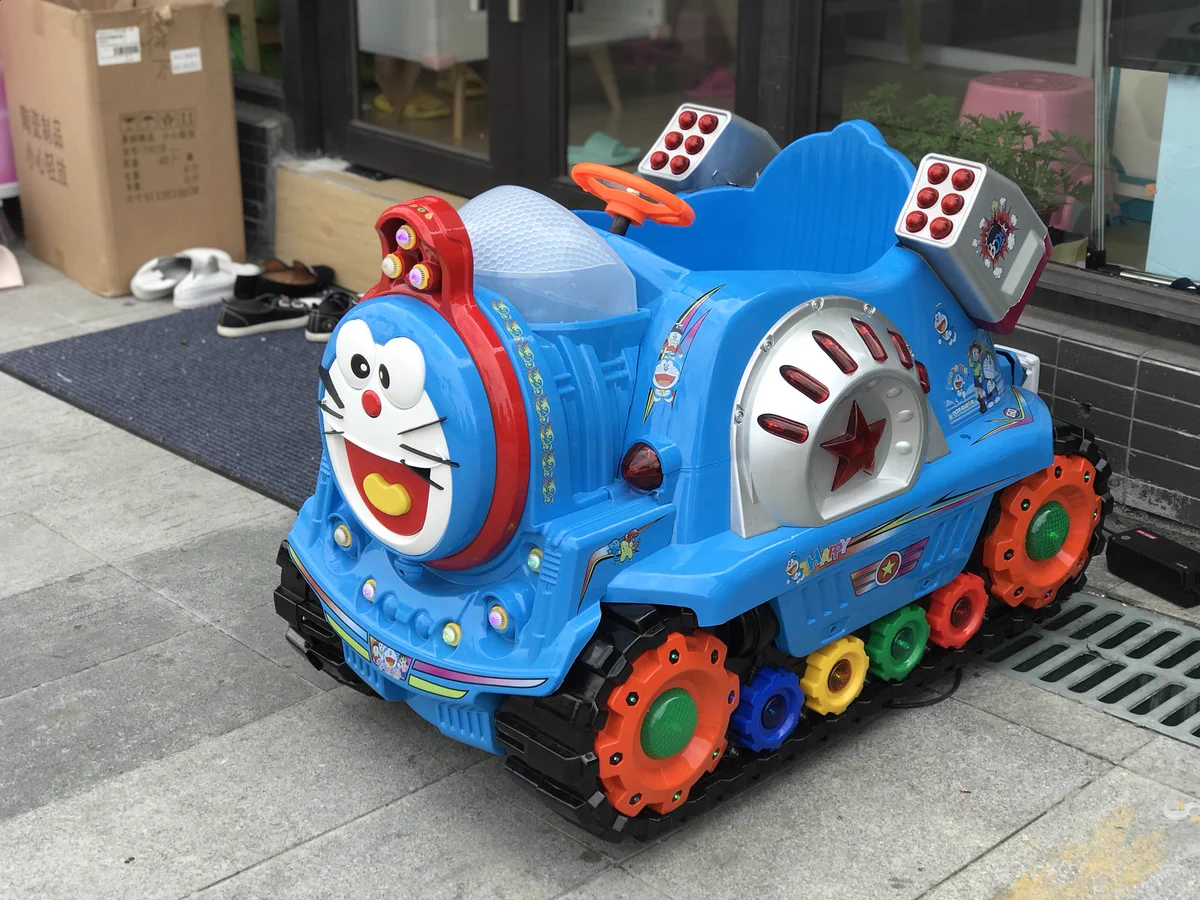 合体してさらに進化した？！wwwトーマスとドラえもんがくっついて進化するとこうなるw