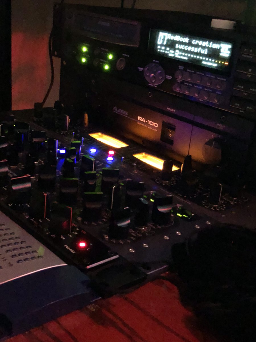 RoX_HoTSiTInc's tweet photo. #MasteringChain #Manley #ManleySLAM!masteringversion #ManleyMassivePassive #DangerousMusicBAXeq #$25Mastering #Samedayturnaround #HoTSiT #Houston https://t.co/mQ6pdpSa4J
