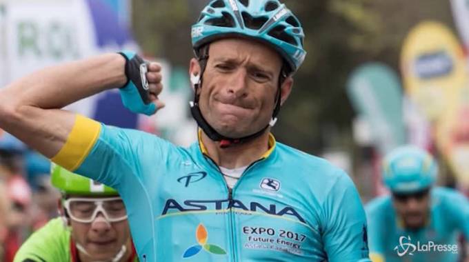Siamo tutti #MicheleScarponi e vogliamo tornare a casa vivi bikeitalia.it/2018/04/22/sia… di <a href="/manumas78/">Manuel Massimo🔸🚲🔸</a> #salvaiciclisti #bicifestazione