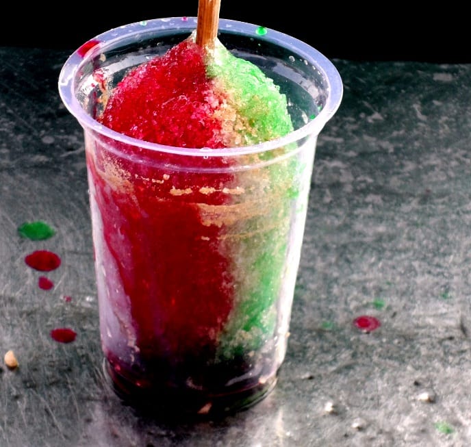 DhindoraBazaar's tweet photo. Beat the #summer heat and #relive your #childhood memories along with #candyfloss and #ChamachGola. #SheharMeinDhindora #WeekendBazaar #weekend #weekendfun #sundaymotivation #SundayFunday https://t.co/rOuZyVqJbC