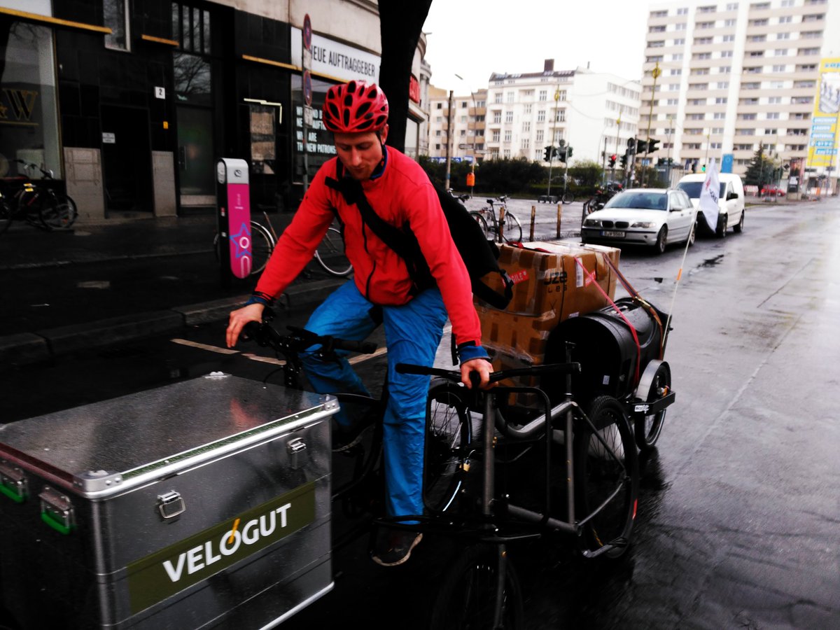 morgenlab's tweet photo. Eat your own dogfood like a pro! @velogutberlin and #LittleBigCargo just anounced a cooperation recently in berlin #eclfs2018 #icbf2018 https://t.co/LAM9G4TtdR