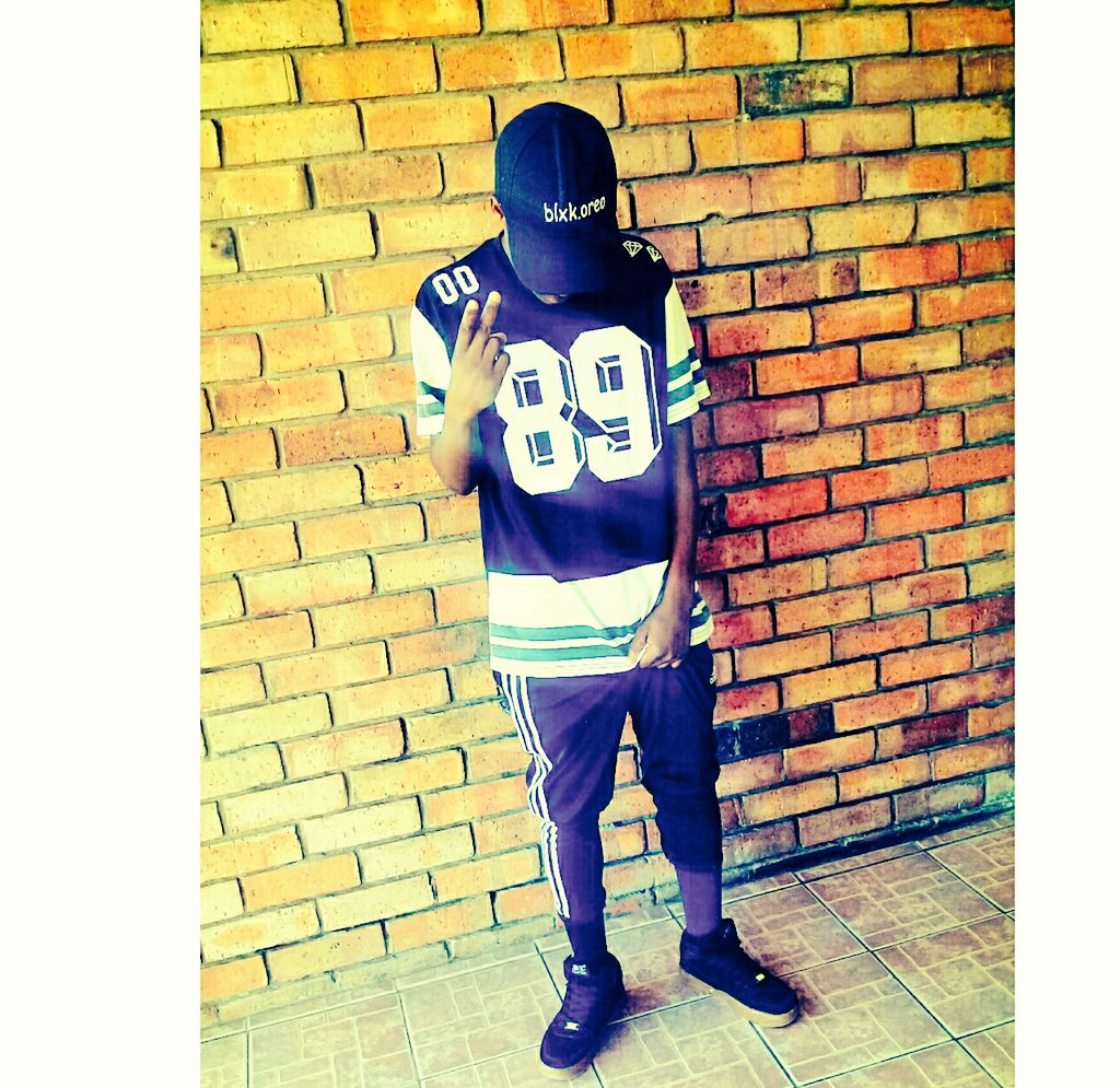 KidKay15's tweet photo. Blvck-system https://t.co/Yzmps69mtC