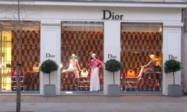 spangleys's tweet photo. Join the world’s biggest brands and try working with Spangleys. Indoor, outdoor; bring in light and motion and draw audience attention.
#dior #heineken #bigbrother #benefit https://t.co/Yq72t92Wa7