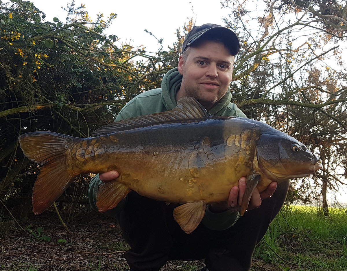 mattlee198787's tweet photo. Another tinker that woke me in the early hours #fishing #pukkasquirrelbaits #scs4 https://t.co/DFHSXlDMYc