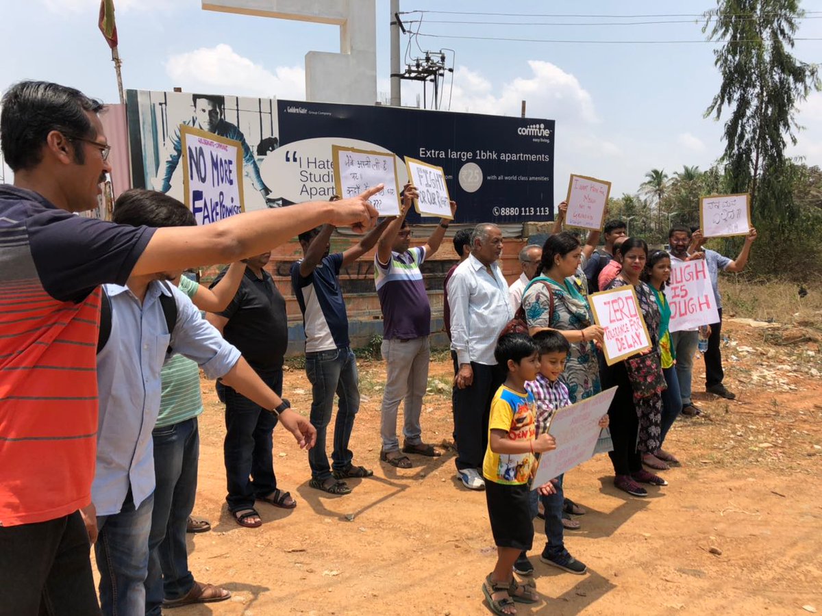 bikashkum's tweet photo. @GoldenGate555 If the Buyers turns for protest one can imagine the plight of the Buyers. Even after paying 90%of the amount the scene of getting possession of the House is far from reality. The burden of EMI and rent has snatched life from family. They are only alive till . https://t.co/5HM9yXf3ed
