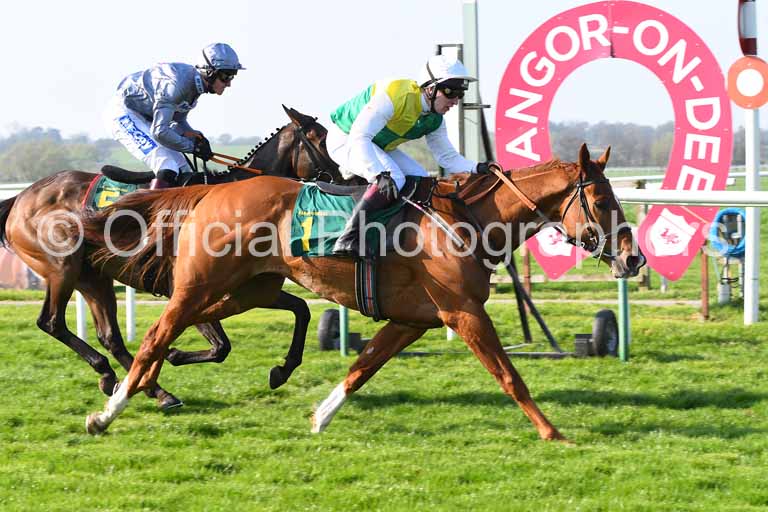 offphoto's tweet photo. Stoney Mountain &amp; @MarkGalligan96 win at Bangor-on-Dee for trainer @HenryDalyRacing Check out all the photographs at https://t.co/2Q1HgASzkM https://t.co/D3jmeOwVSP