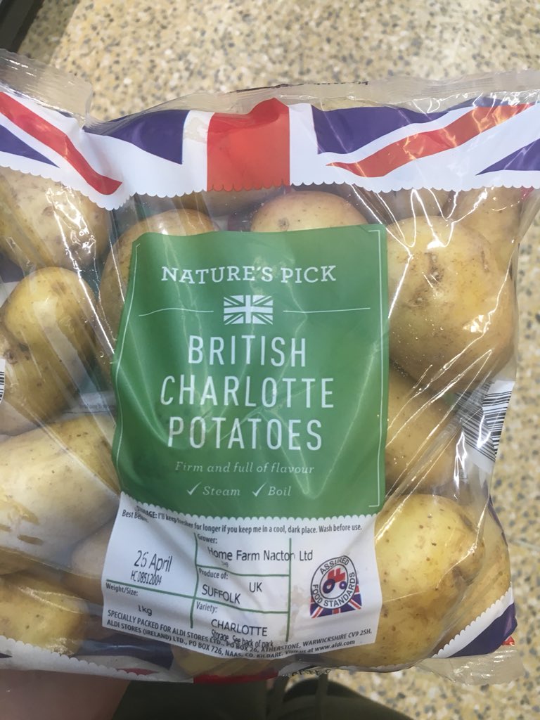 shallotaa's tweet photo. Really starting to question my onion identity... #transveg https://t.co/d78YYbxlrb