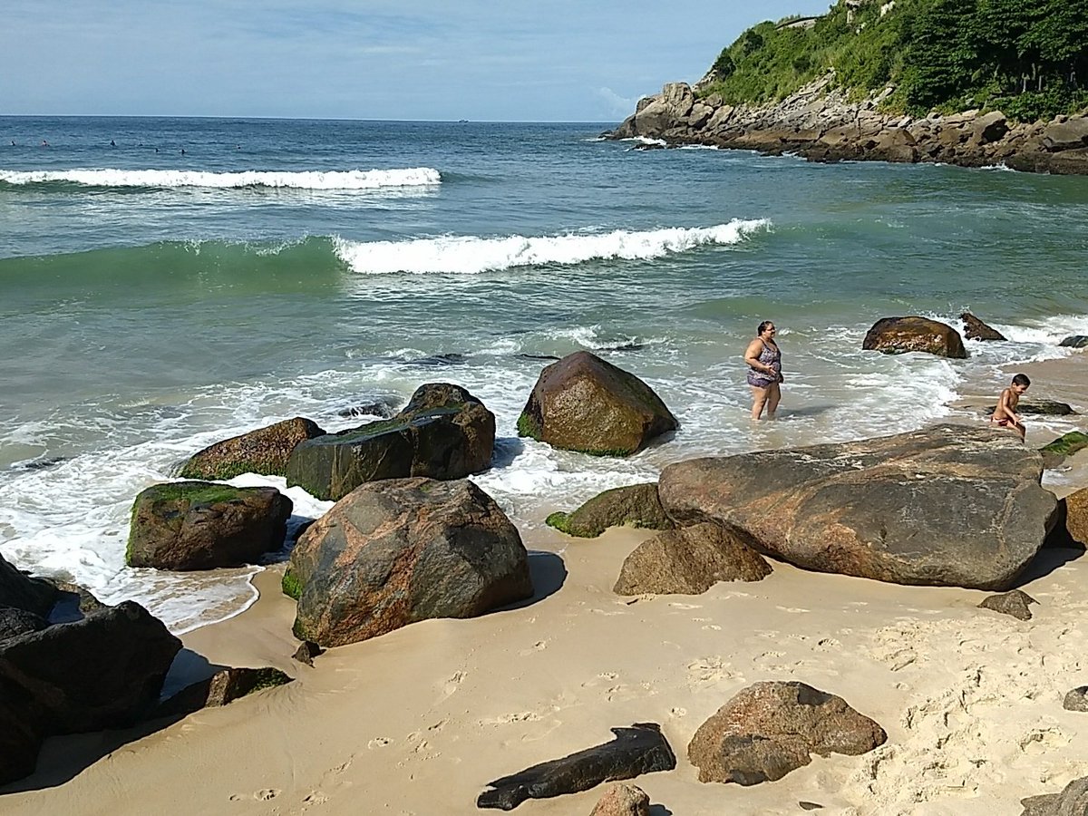 rjfotosurf's tweet photo. Hoje a sessão ta rolando na Prainha. Aloha! #rjfotosurf #asasp #prainha #surf #riosurfcheck #surfconnect https://t.co/VAYmC8MpIv
