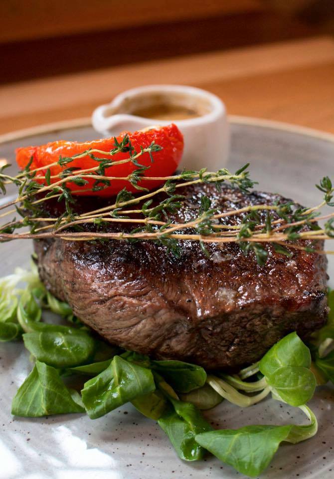 ForestersGuild's tweet image. Sad the sun is gone? Why not cheer yourself up with a tasty steak at Guild of Foresters this Sunday? #gof #sundaysteak