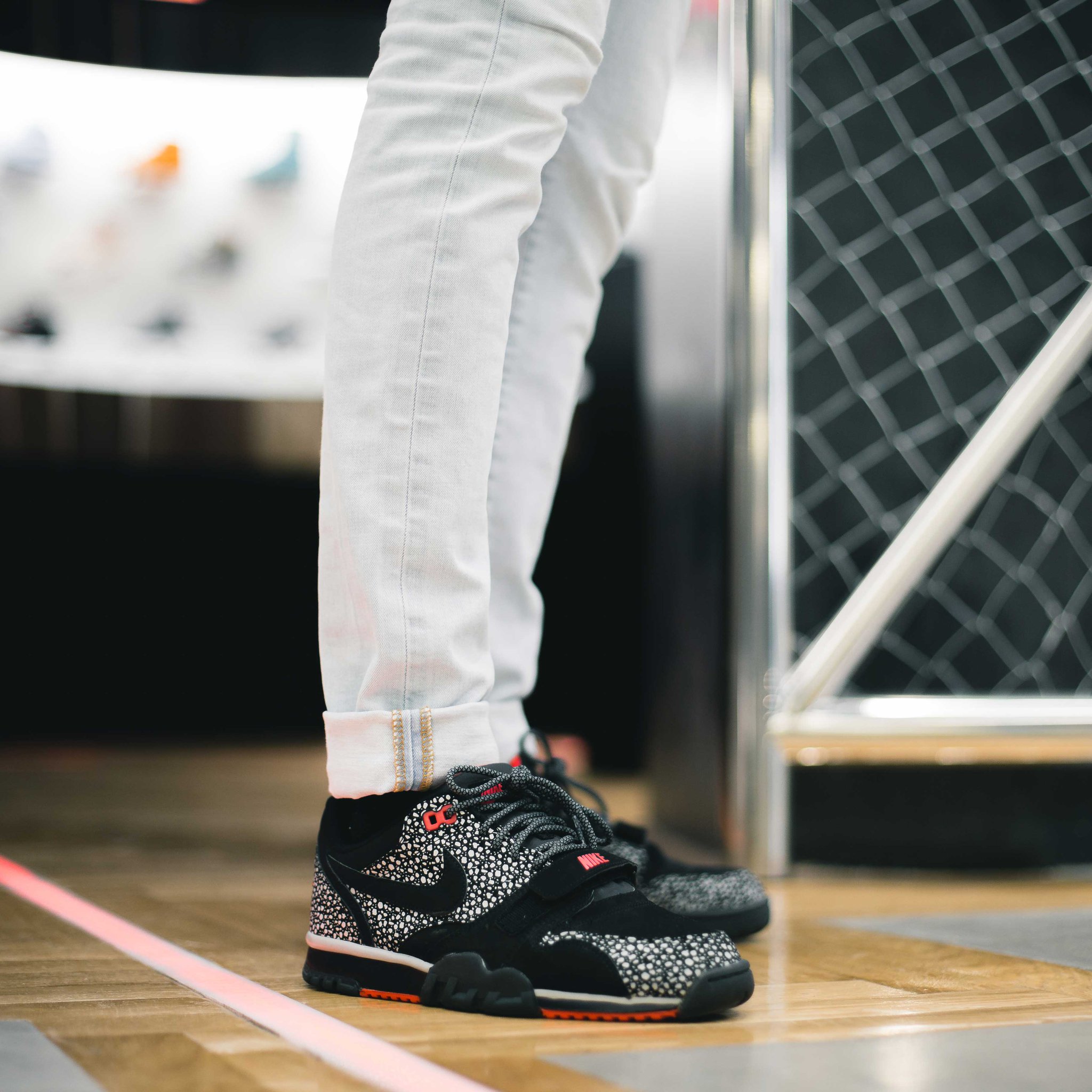 Nike air trainer 1 low safari online