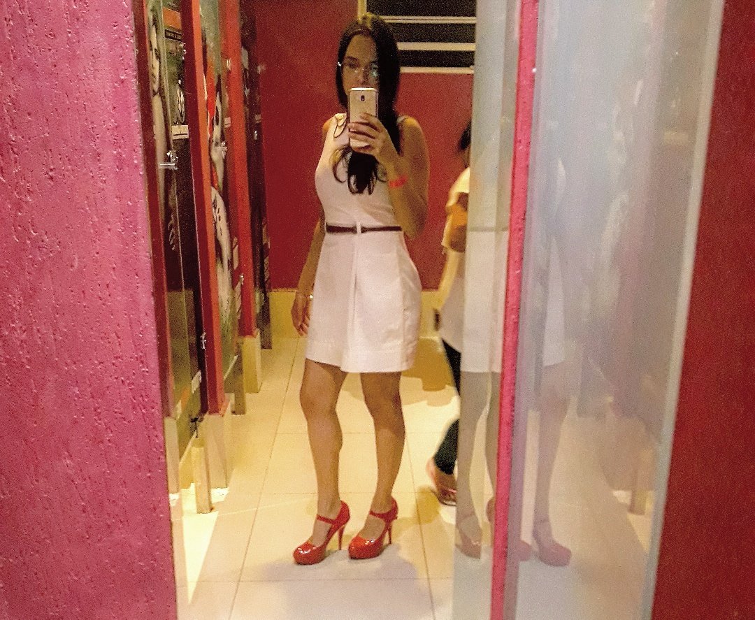 Meninas, vcs tbm tem a tentação de sempre sair de salto alto?