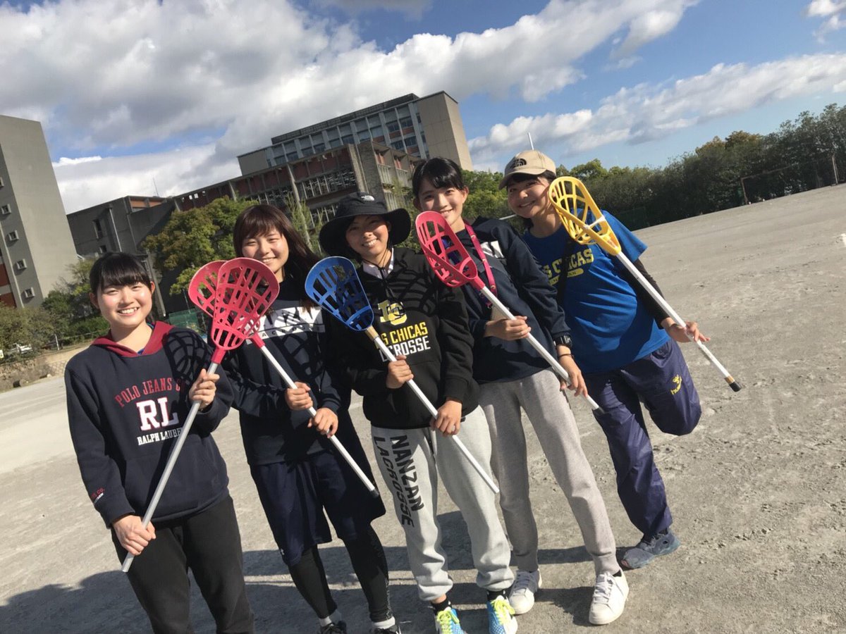 18laschicas's tweet photo. 📣4/25(水)のイベント情報📣

🌸ソフラク🌸
     受付 13:00-  @ピロティ
     開始 13:30-

☔の場合でも室内でイベント開催あります！！

☀️の場合だと 先輩たちの試合を間近で見ることもできるよ😍

たくさん友達誘ってみんなで楽しくラクロスしましょう🙌🙌 https://t.co/bsT2cAPbIU