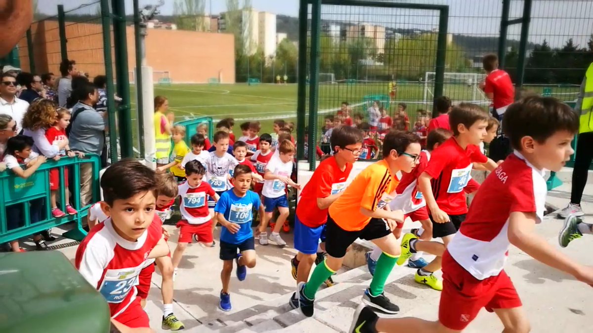 irabiaizaga's tweet photo. Un gran día para la 40 edición del @CrossJJEsparza lleno de premios, sorteos y mucha emoción! Enhorabuena a la organización y a todos los participantes! https://t.co/kmyKAukxYR