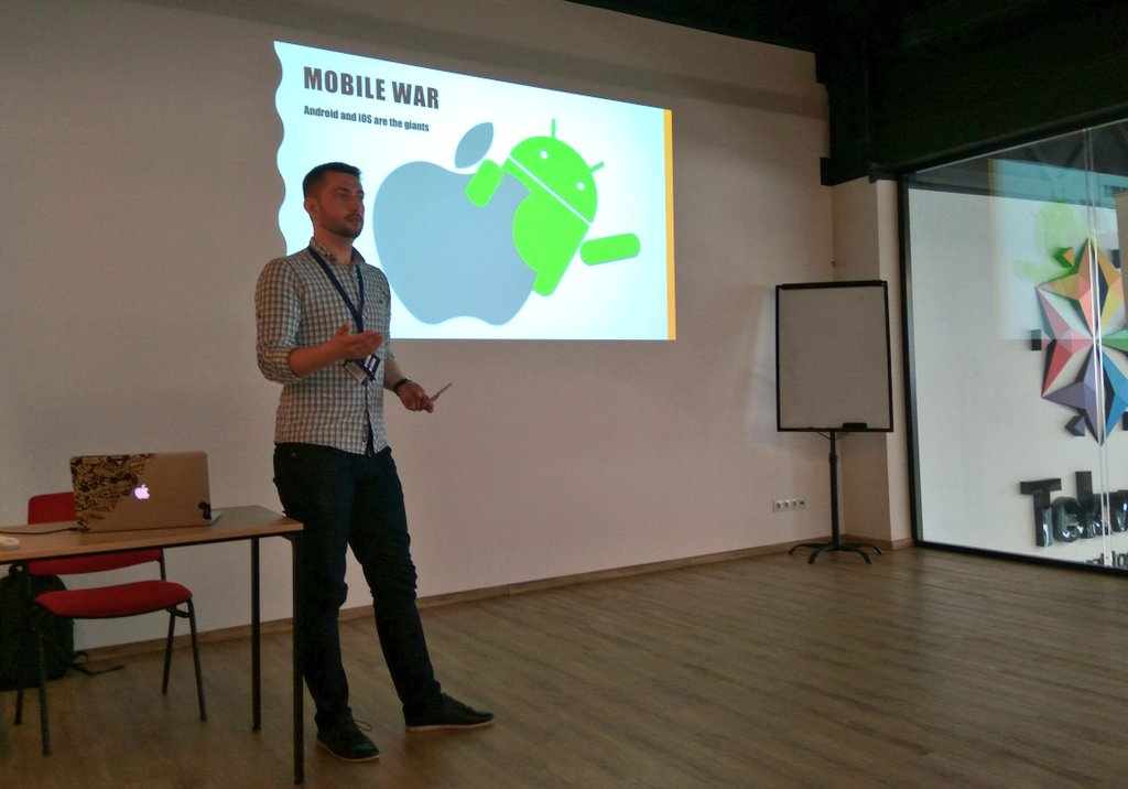 open_sourcemd's tweet image. Adrian from @Pentalog talking about @reactnative.
#opensourcemoldova
