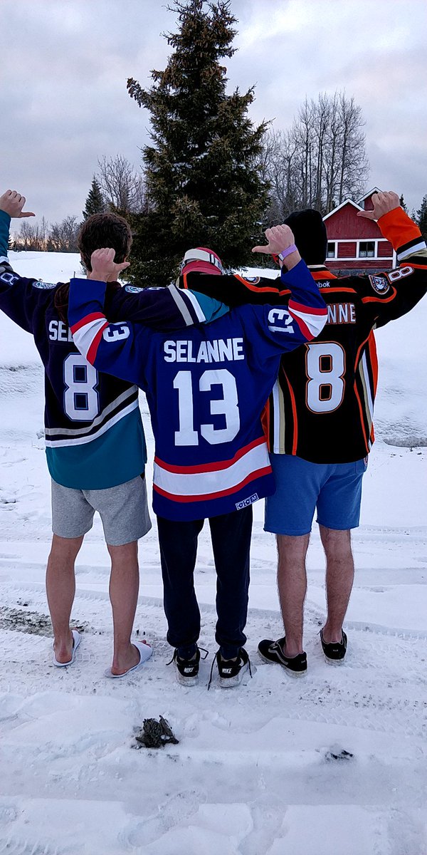 blomqvistemil_'s tweet photo. #rukaspringbreak #finnishflash @TeemuSel8nne https://t.co/ty6GfPTZb1