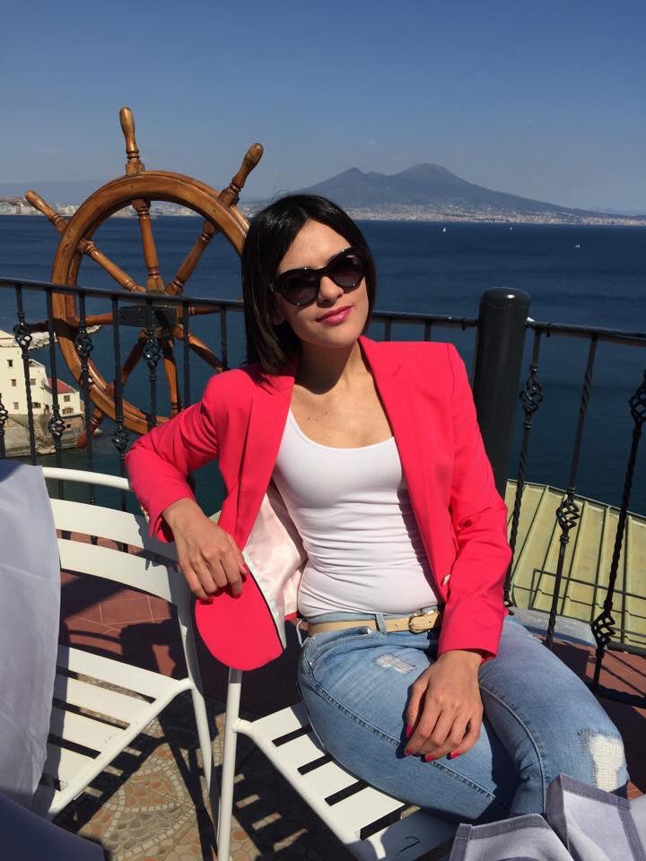 Danny240488's tweet photo. Buona domenica di sole a tutti 😘☀️ #beautiful #beauty #napoli #cool #cute #eyes #fashion #follow #followme #friends #fun #girl #girls #hair #hot #igers #instagood #instagramers #sun #lady #love #me #photooftheday #picoftheday #pretty #smile #style #italia #sweet #italiangirl https://t.co/HEVyRgvywC
