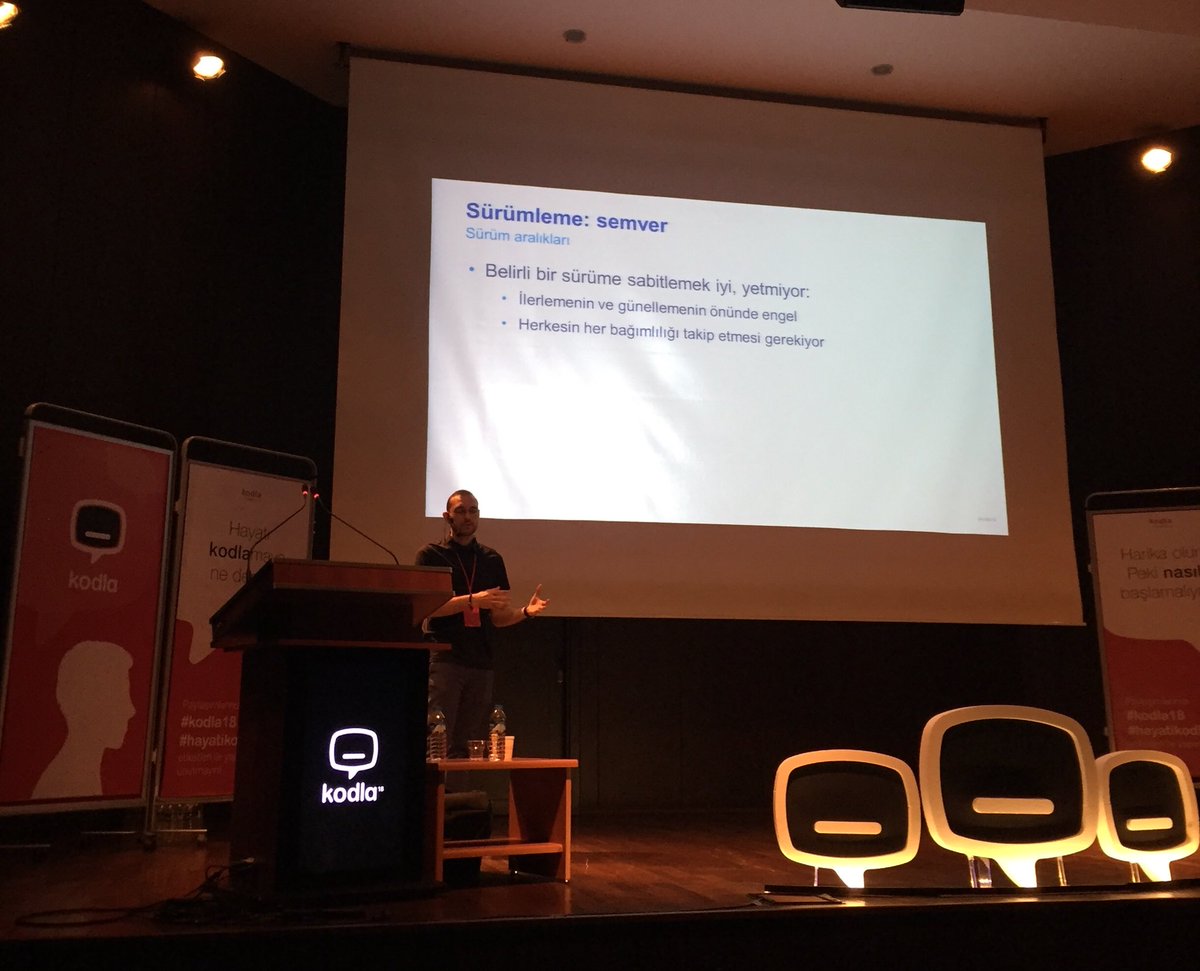 .  <a href="/madbyk/">Burak Yigit Kaya</a> , JavaScript, Paket Yönetimi ve Yarn Projesi ile sahnede... #hayatikodla kodla18