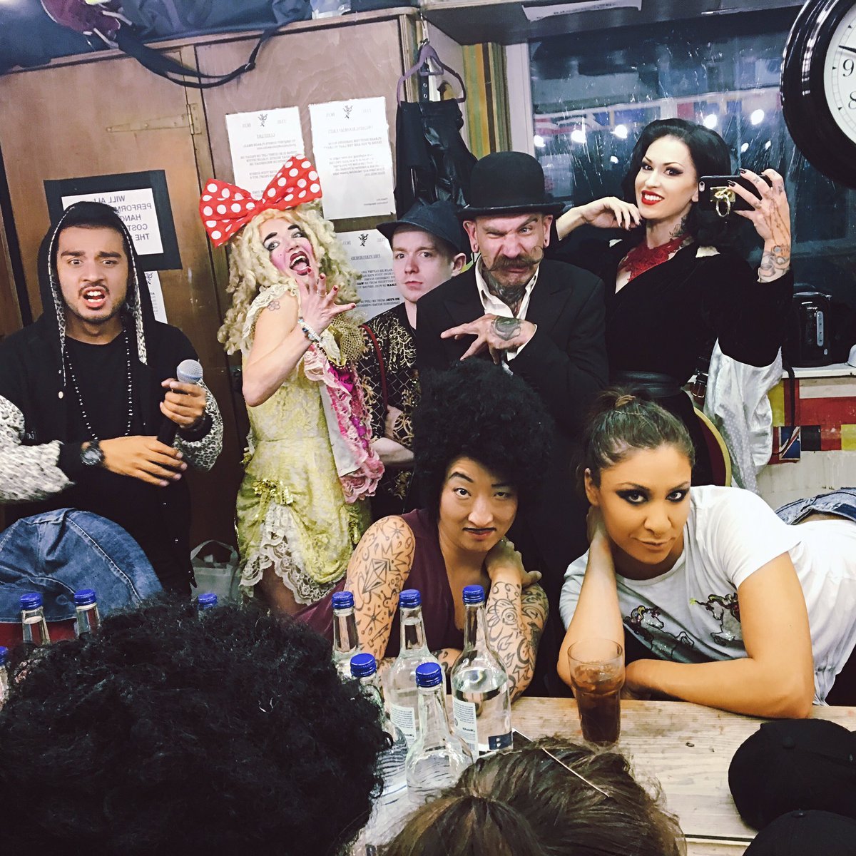 louloudvil's tweet photo. Thank you @theboxsoho and the wonderful co-performers for a fun, energetic &amp; smooth sailing week!! Love you guys 😘❤️🔥 #london #bts #backstage #performanceart #theatre #boxsoho #love #soho https://t.co/W7nWXQDDaq