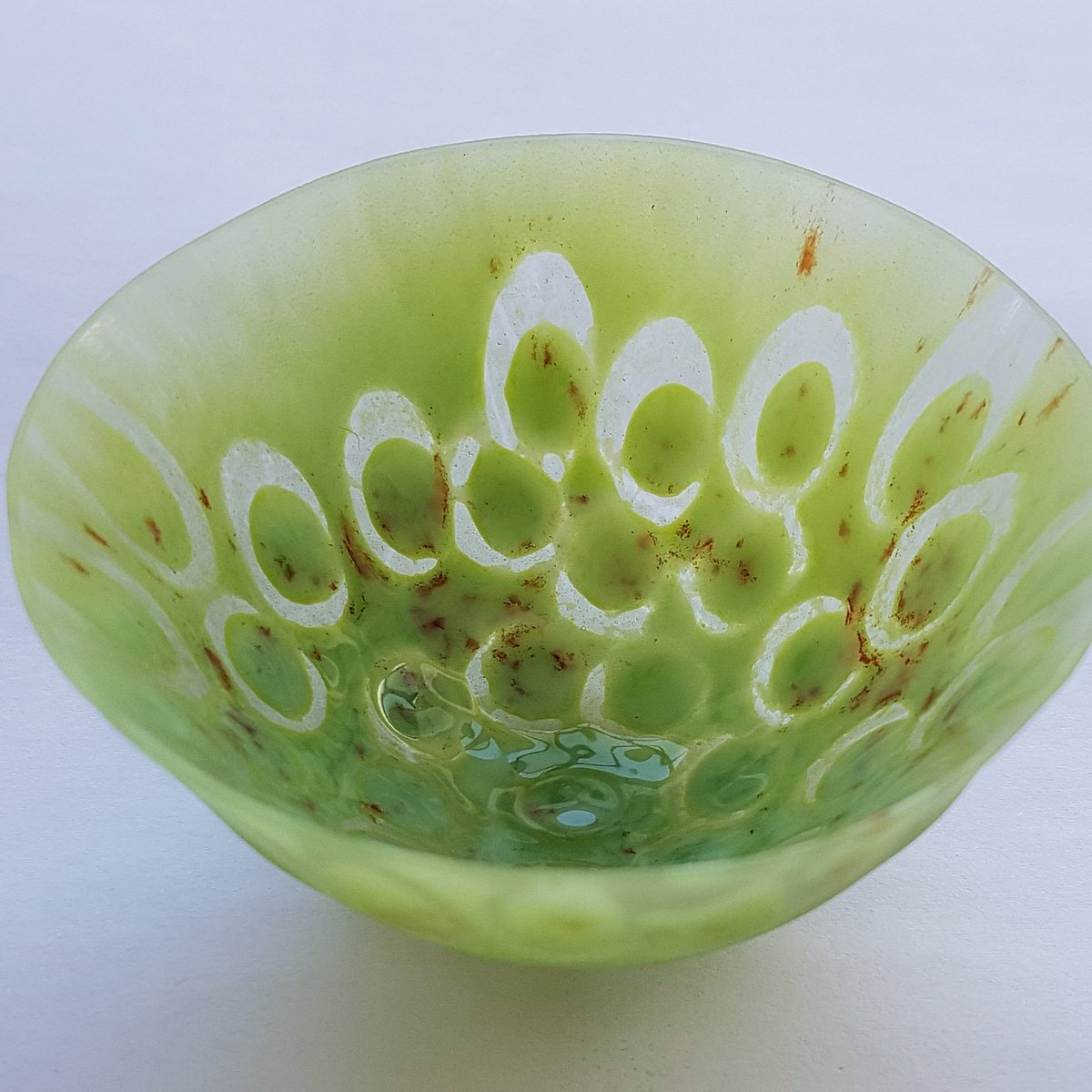ShowcaseGlass's tweet photo. Sneak peak of my new collection of vessels 'Banks of the Clyde' https://t.co/Zs8dmGRurB
