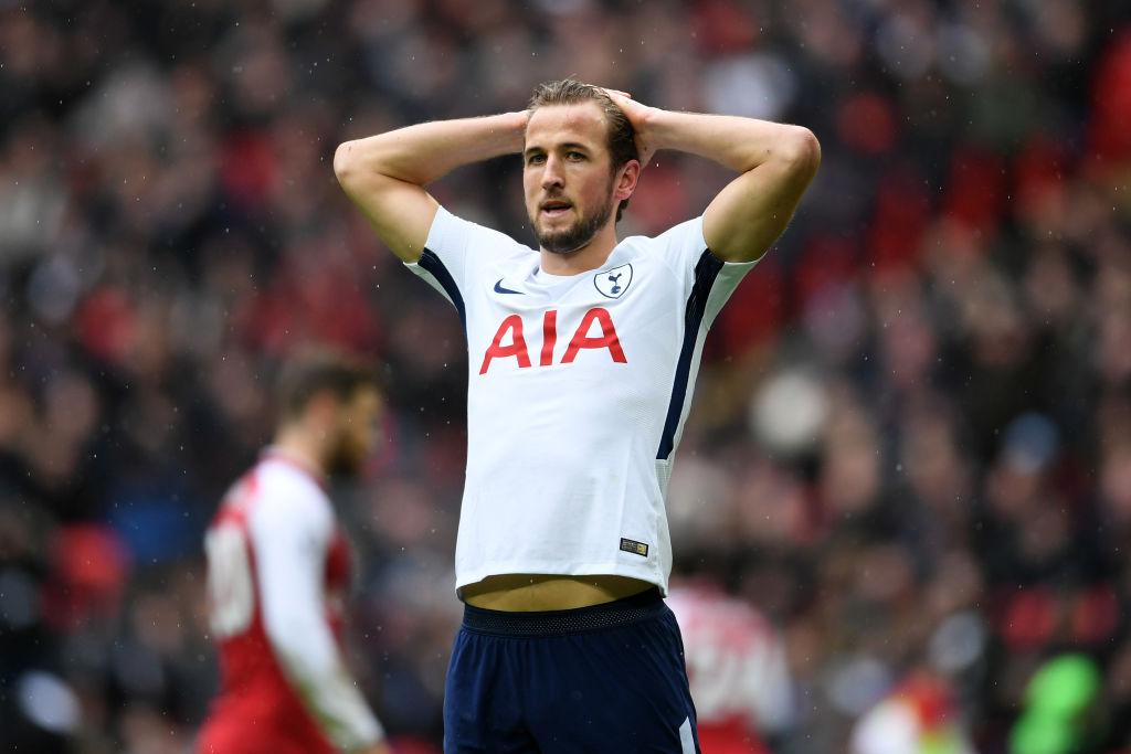 OfficialFPL's tweet photo. 📉 #FPL PRICE FALLS 

Willian - £7.1m
Aguero - £11.5m
Kane - £12.8m https://t.co/UV3a5Uuxhz