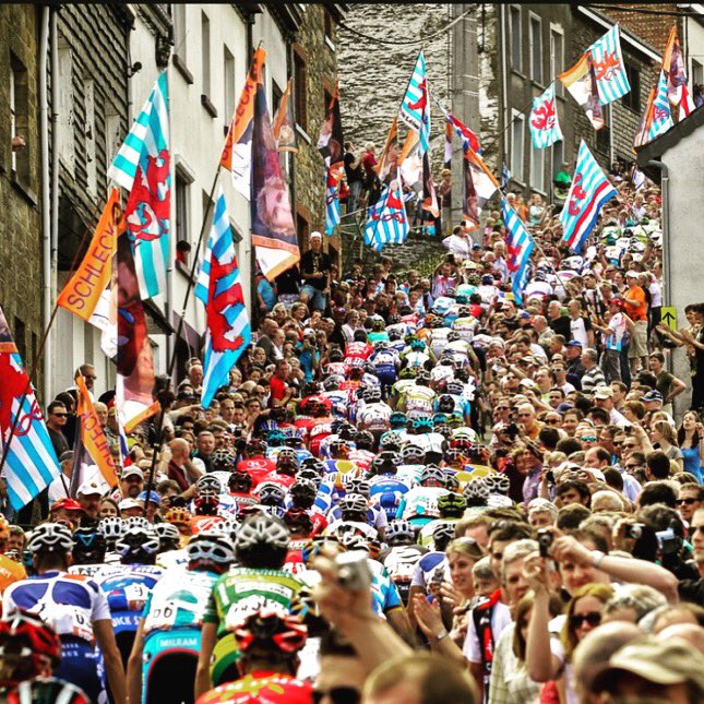 DesertRouleurs's tweet photo. Almost time for Liege-Bastogne-Liege! Can @alejanvalverde equal Merckx’s record with his fifth victory in this famous race? #LBL https://t.co/xGOdu7OlYY