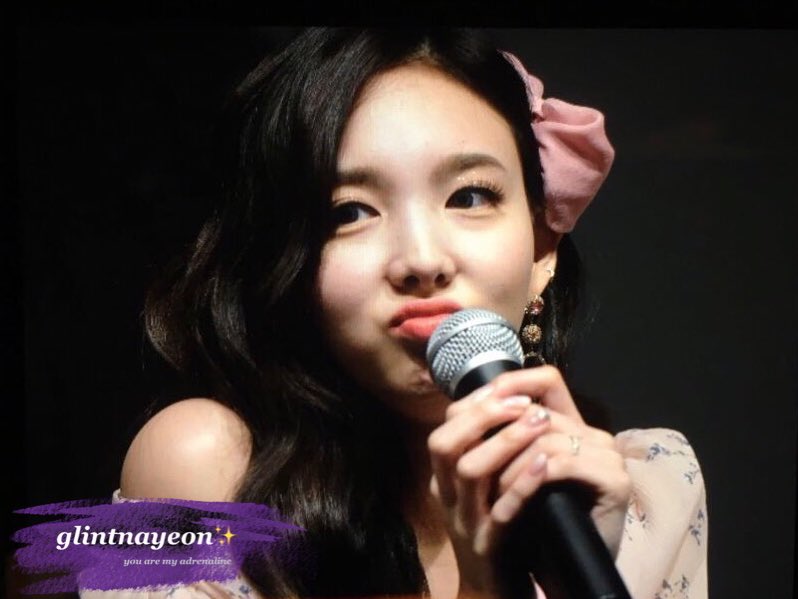 glintnayeon922's tweet photo. 180422 잠실 팬사인회 프리뷰 
#트와이스 #TWICE #나연 #NAYEON
@JYPETWICE https://t.co/RMqHAcNNxo