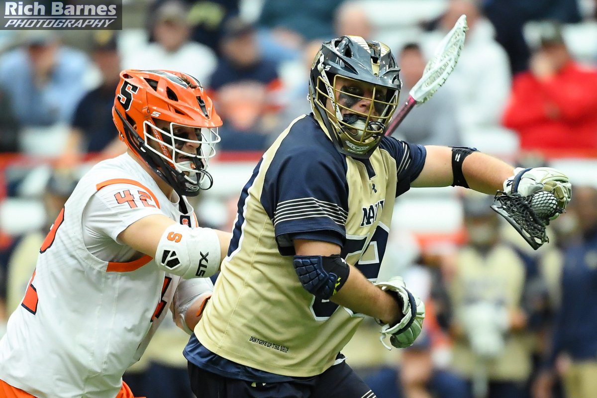 Firstteamphoto's tweet photo. A somewhat rare experience during the @navymlax vs @CuseMLAX as #Brothers battled at the face off X all day! #TeamVARELLO #faceofffamily https://t.co/7o7FbdA5Ow