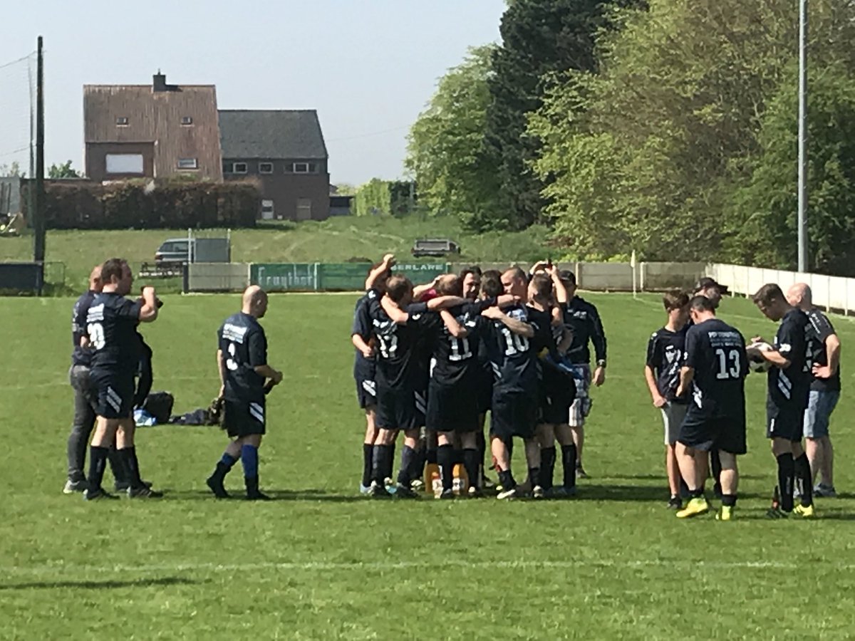 NGussem's tweet photo. Zondagreserven #kvvschelde kampioen ๐พ๐พ๐พ@WICHELEN https://t.co/JMwd3nLVN1
