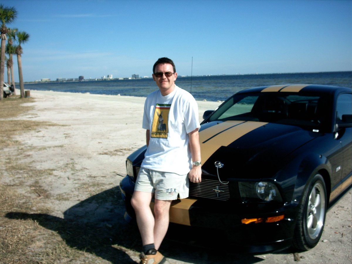 StripeyMiata's tweet photo. Car History Day 22 Hertz Shelby GT-H #ford #mustang #shelby #hertz #gth #cgv8 #justgofaster https://t.co/0syyDwumZl