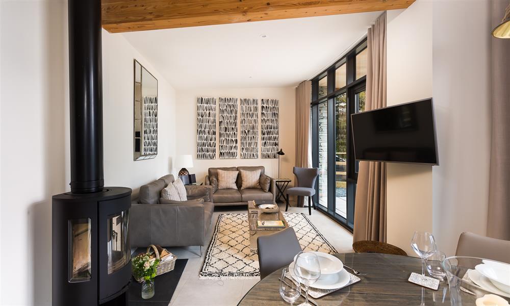 info1920's tweet image. These pics were taken this week showing the stunning location and interiors of Riverside Terrace at Stepping Stones .Weekend break next week for four people reduced from £675 to £545 for 3 nights. Email me at info@steppingstonesriversideterrace.co.uk to book