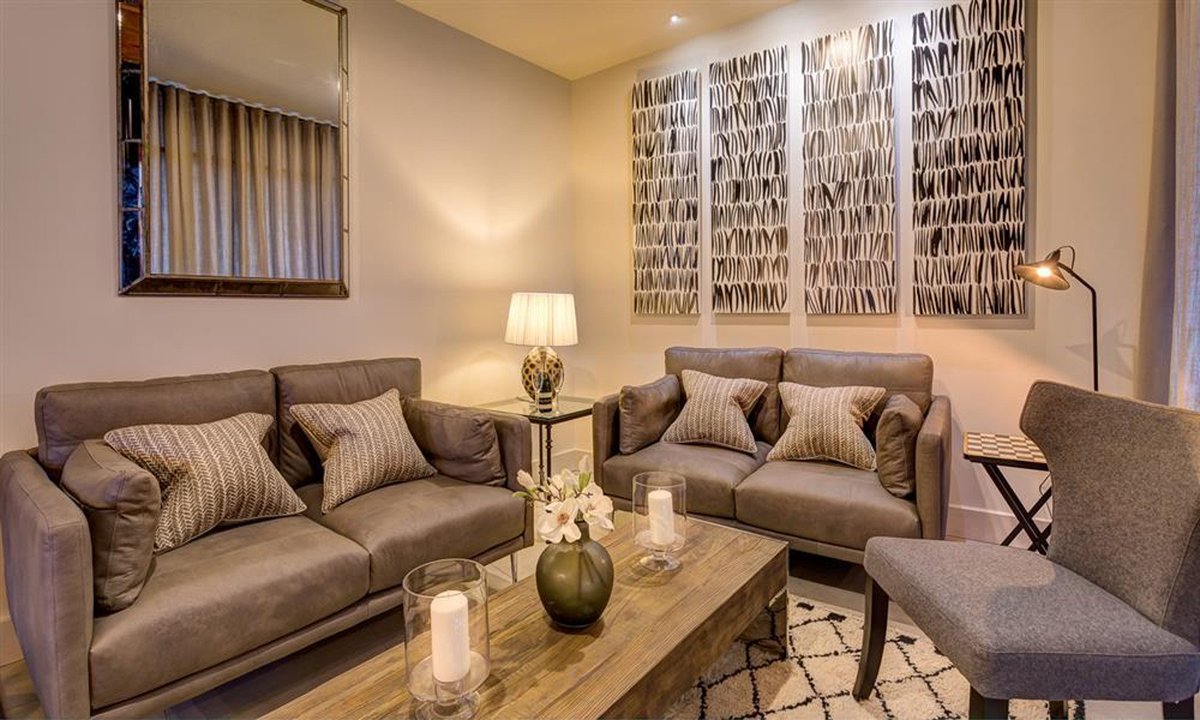 info1920's tweet image. These pics were taken this week showing the stunning location and interiors of Riverside Terrace at Stepping Stones .Weekend break next week for four people reduced from £675 to £545 for 3 nights. Email me at info@steppingstonesriversideterrace.co.uk to book