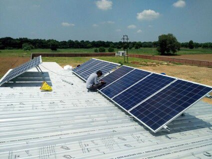 AgroSnv's tweet photo. We only use renewable energy sources at 3F Dairy Farm #EarthDay  #greendairy https://t.co/YrLEt1f88A