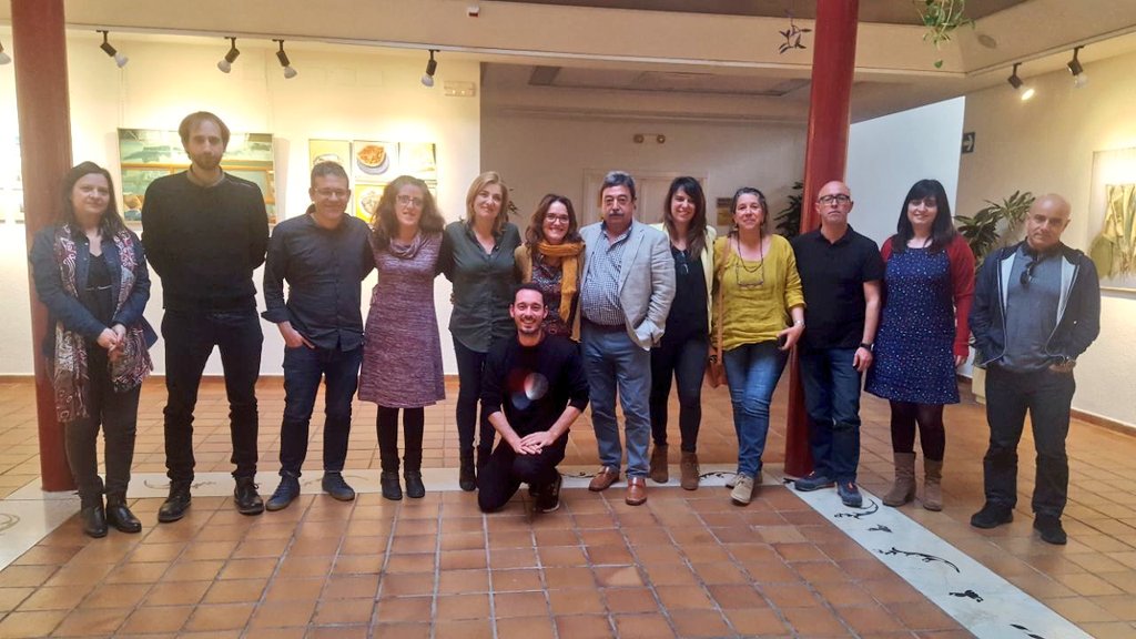 asierds's tweet photo. Gracias a todas las compañeras que ayer marcaron la diferencia. Tenemos en nuestra mano la oportunidad de construir un proyecto que demuestre que otra educación es posible. Desde los municipios, el gobierno de la comunidad de Madrid y el propio Estado. Si se puede, seguimos! https://t.co/oD0tZhYlh7