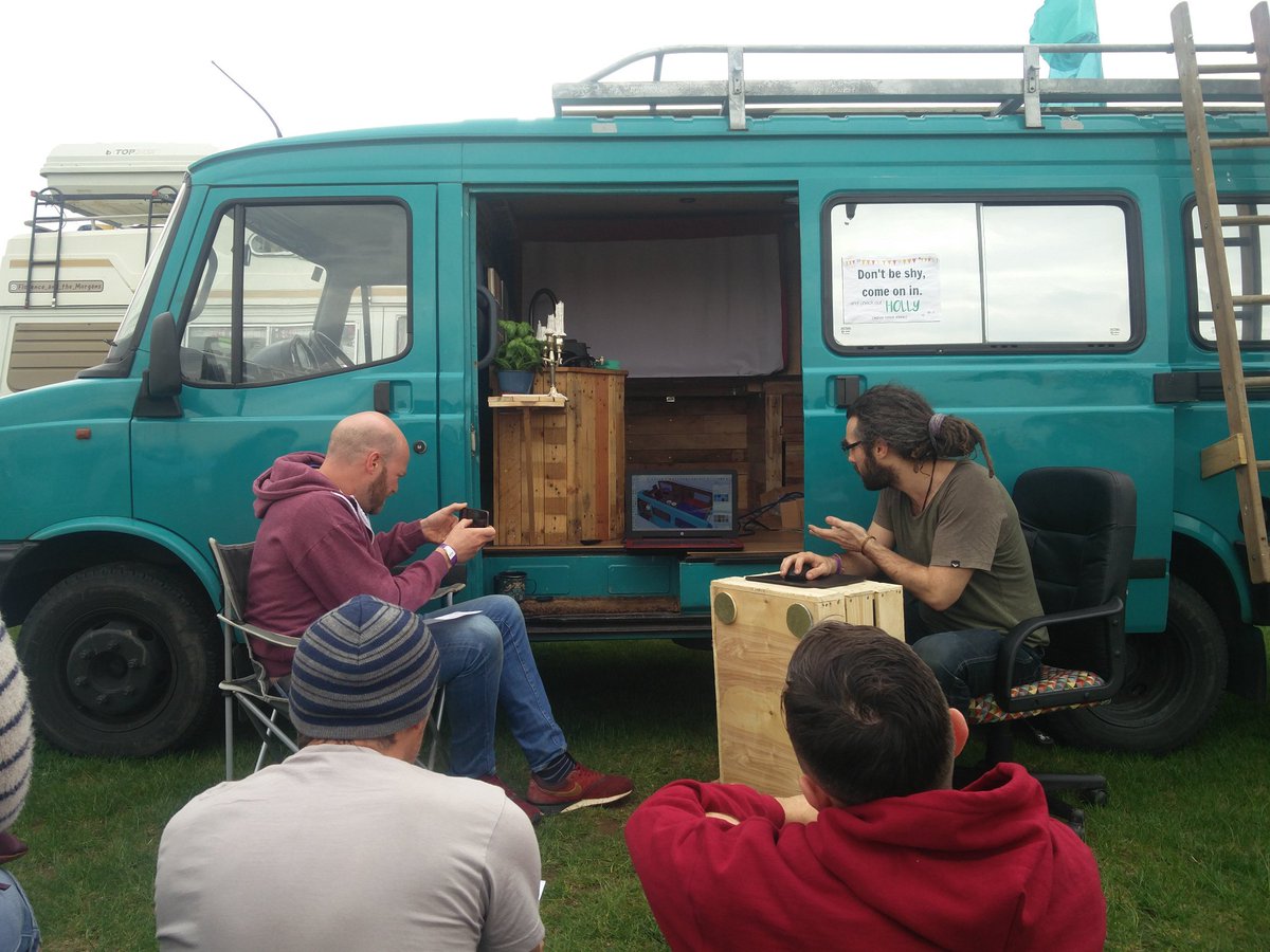 Advanturelife1's tweet photo. Great talk from Rob about using SketchUp to design your van 🚐 #campquirky18 #quirkycampers #vanlife #advanturelife https://t.co/1yd8cTQUko
