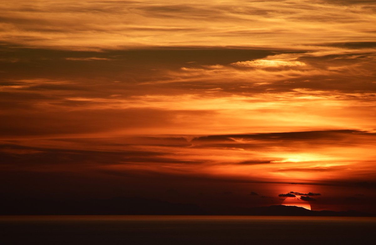 Sunset in Casale Marittimo - Province of Pisa - Italy! Photo by: @cbarbalis #sunset #pisa #italy #italia #florence #tuscany #instagram #instadaily #instalife #instatravel #travel #adventure #traveladventures #vacations #holidays #Vacances  #cabissimo cabissimo.com