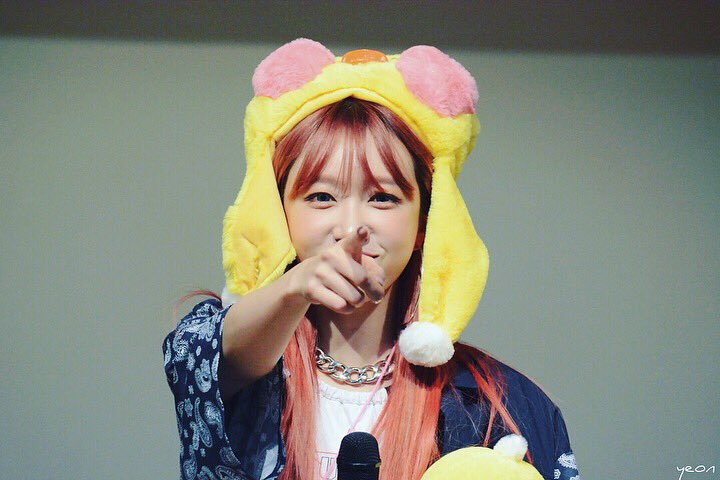 ____YEON____'s tweet photo. 180421 중구 팬싸 
그러니까 왜웃었어 ㅋㅋㅋㅋㅋㅋ
#하니 #안희연 #HANI #EXID https://t.co/wkdvt0PJIb