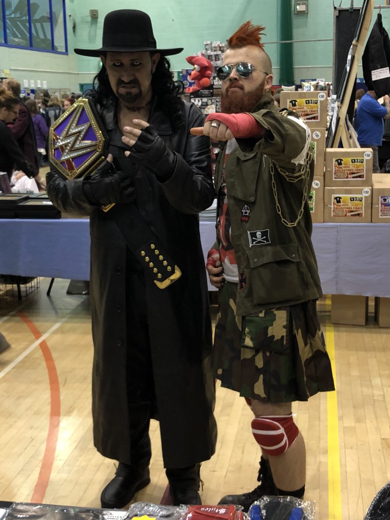 TOYSANDMASKScom's tweet photo. Day two @walescomiccon #theundertaker met #sheamus it didn’t end well !!!! #wwe #wcc2018 #WelshComicCon #wwecosplay #wrestling #wrexham #theundertaker #undertaker https://t.co/QY1CGPi8t6