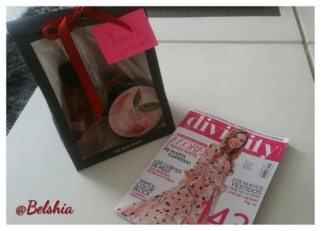 Estar malita pero encontrarte este detalle, es maravilloso! 😍 <a href="/thebodyshop/">The Body Shop</a> <a href="/divinity_es/">divinity</a>
Yo be ill but to find this little gift is wonderful! #B #disfrutar #enjoy #detalles #domingo #felizdomindo #felizdia #HappySunday #happyday #thebodyshop #divinity #littlegift #detalle