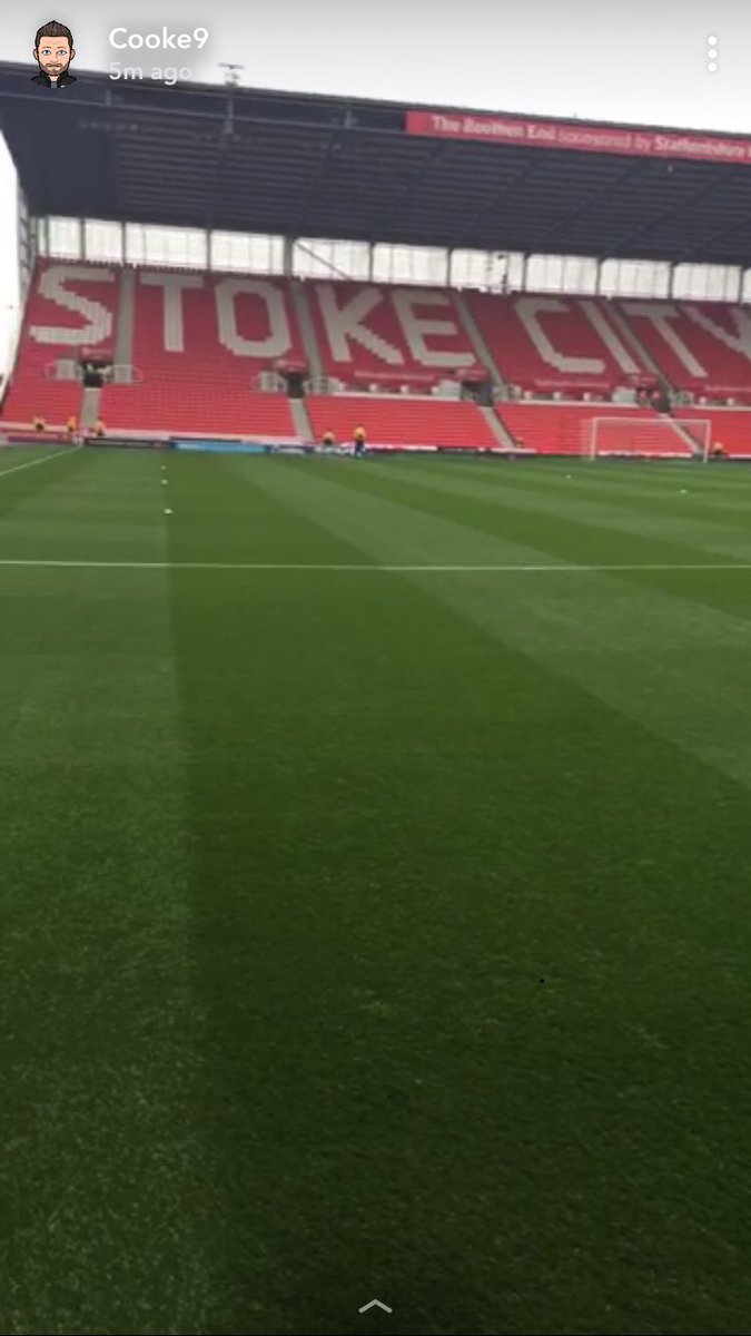 andycooke4's tweet photo. This is absolutely #Massive for the #potters today #StokeCity v #BurnleyFC #Premiersurvival #onthepitch #qualitysurface https://t.co/RsTWPEyoV0